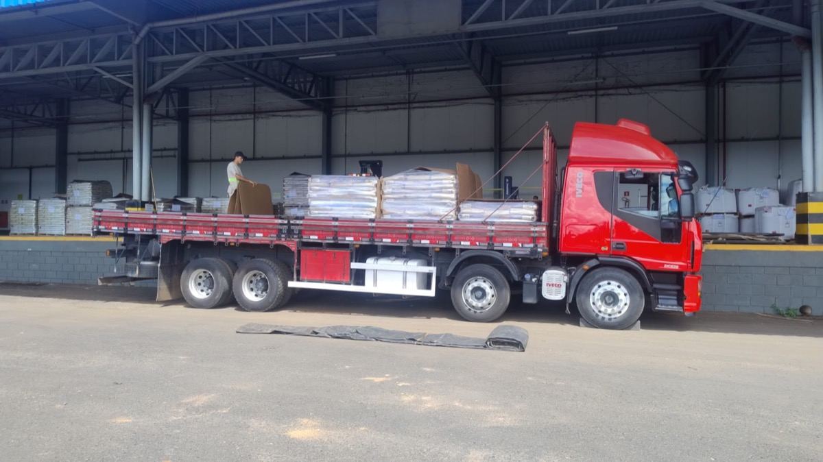Barbosa Express Transportes — operação em campo